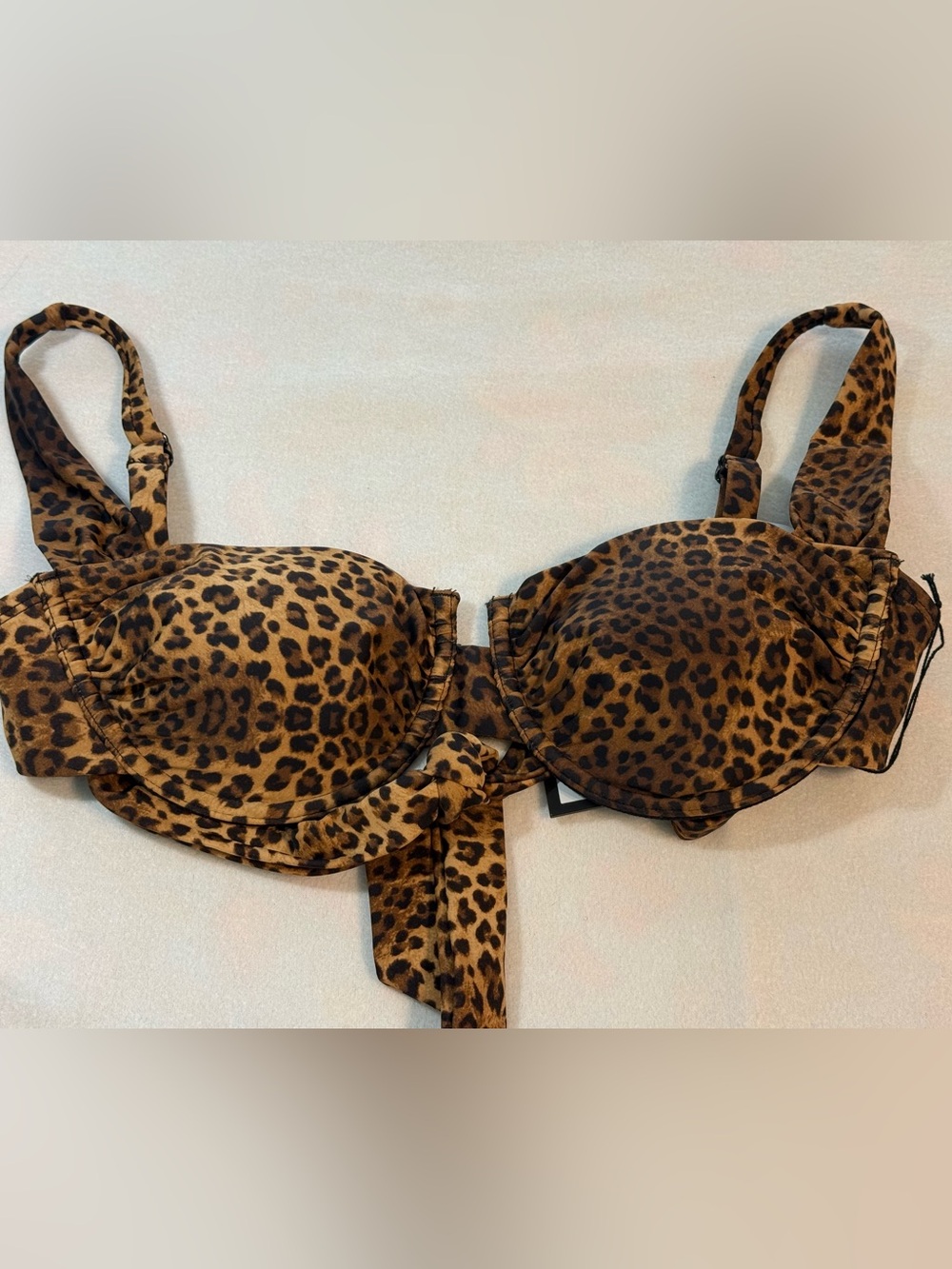New Ta3 Sweetie Bikini Top. Leopard Print. Underwire. XS